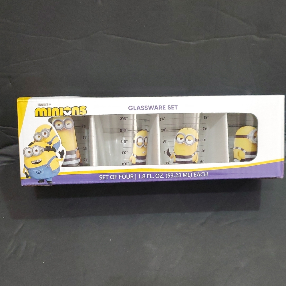 Minions 4piece minion height measurements glassware shot glass‎ set brand new